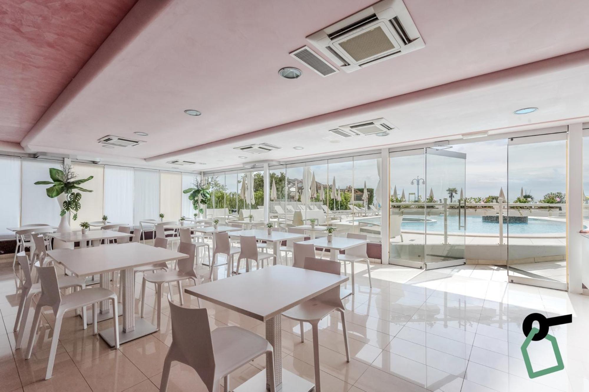 Hotiday Hotel Jesolo Spiaggia Exteriér fotografie